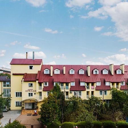 ホテルArkada Sanatorium トラスコヴェッツ エクステリア 写真